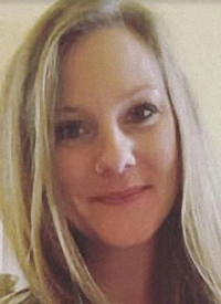 Szöllősi Bernadett 